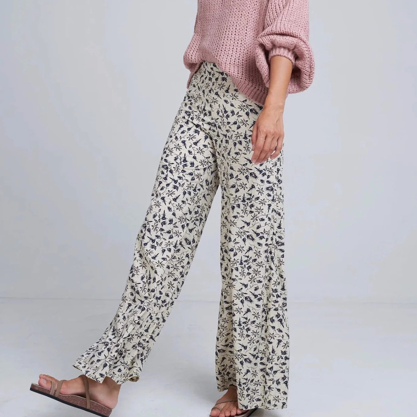 Olina Wide Leg Pant - Flores Print Navy Pink