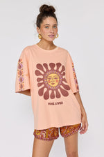 Rainbow Chaser Tee - Peachy