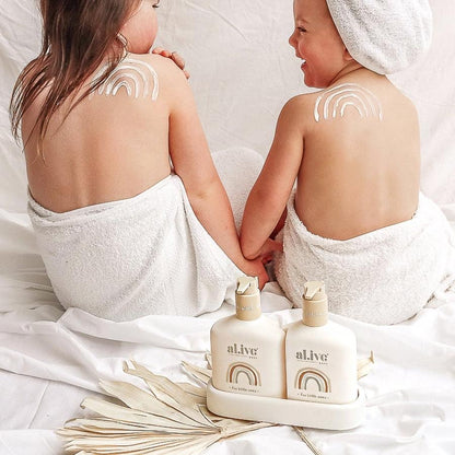 Baby Duo (Hair/Body Wash & Lotion) + Tray - Gentle Pear